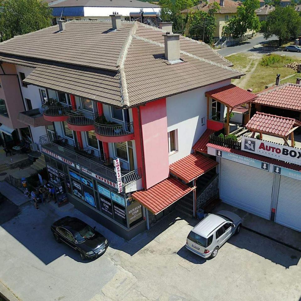 Guest House Chinar 08 Kirkovo (Kardzhali) Exterior foto